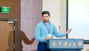 我实验室留学生Ahmad Muhammad参加首届来华留学研究生论坛